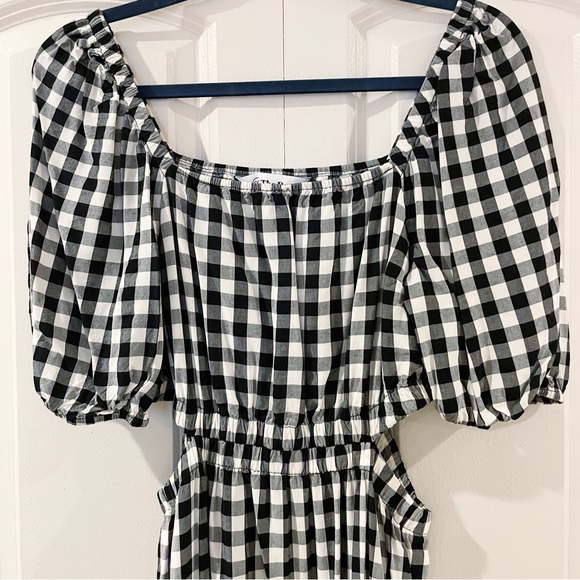 Amazon • The Drop Anaya Square Neck Cut-Out Dress - Picture 3 of 5